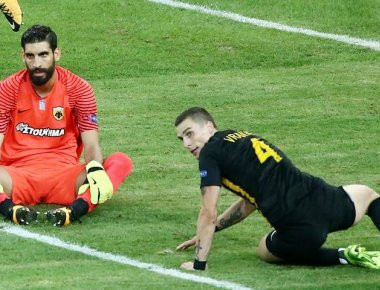 Ξάνθη- ΑΕΚ: Επεισόδιο ανάμεσα σε Ανέστη και Βράνιες